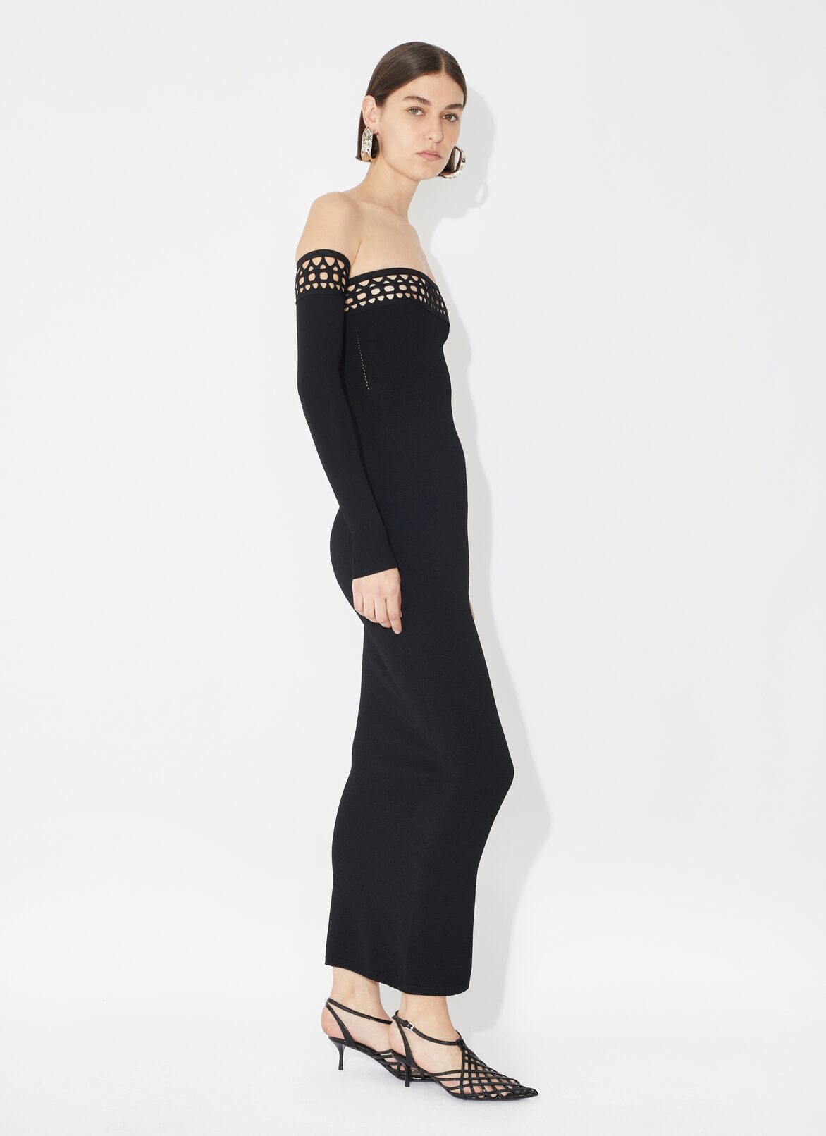 VIENNE OFF-SHOULDER DRESS ALAÏA BLACK VIENNE OFF-SHOULDER DRESS